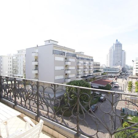 Bagni Miramare N. 40 Apartment Lido di Jesolo Bagian luar foto
