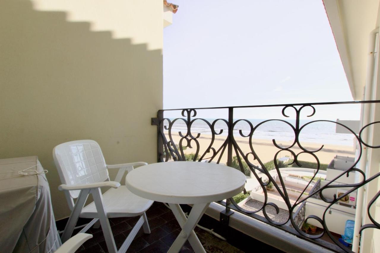 Bagni Miramare N. 40 Apartment Lido di Jesolo Bagian luar foto