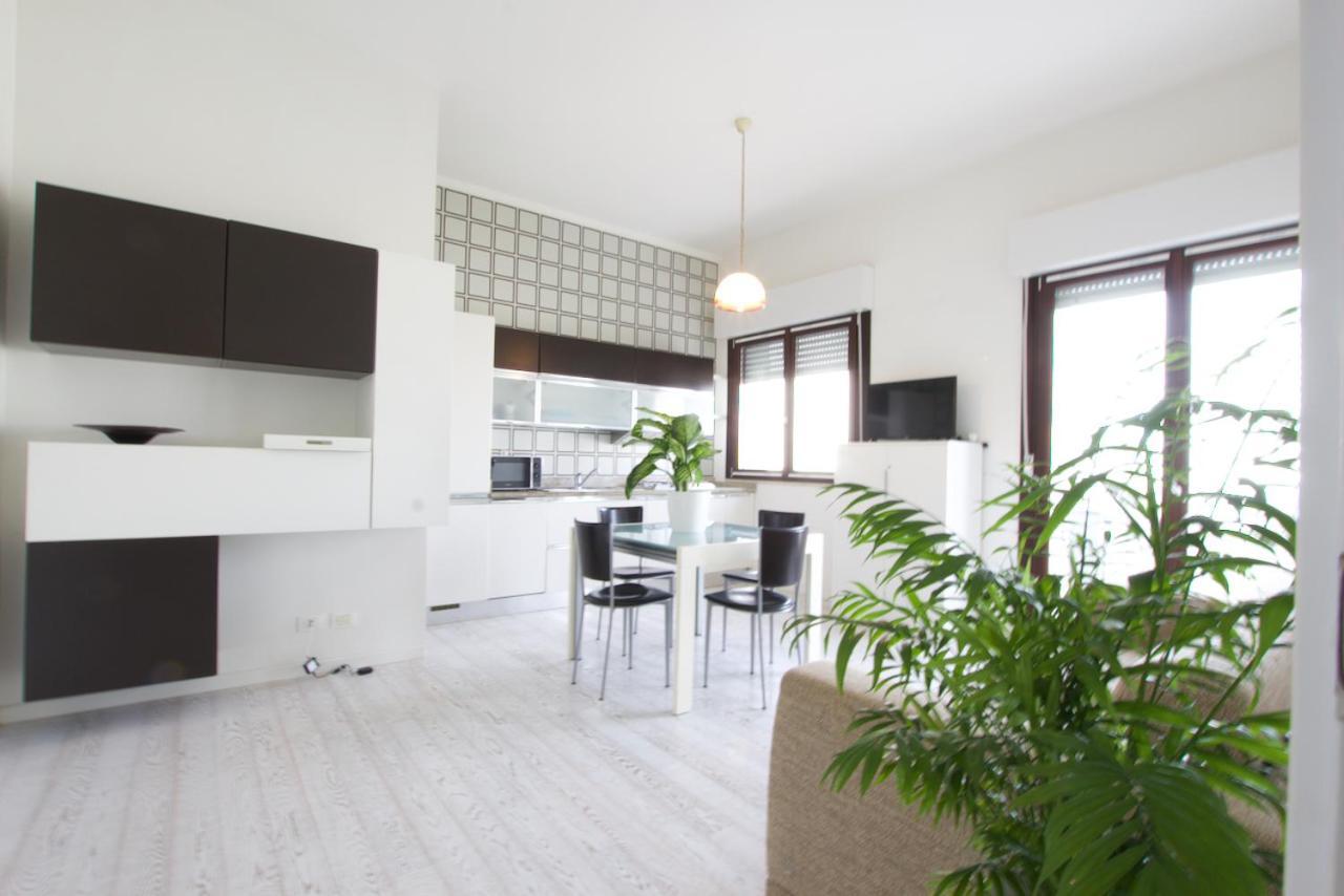 Bagni Miramare N. 40 Apartment Lido di Jesolo Bagian luar foto