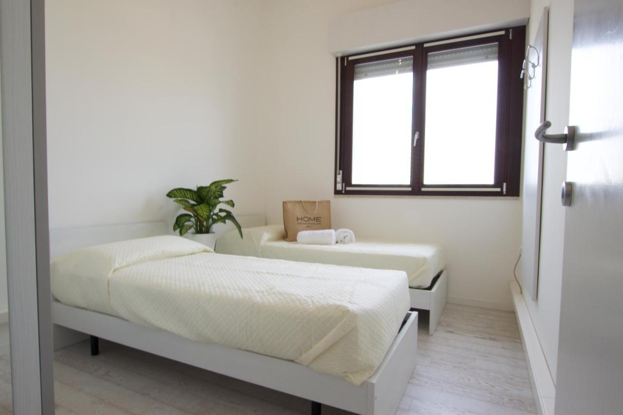Bagni Miramare N. 40 Apartment Lido di Jesolo Bagian luar foto