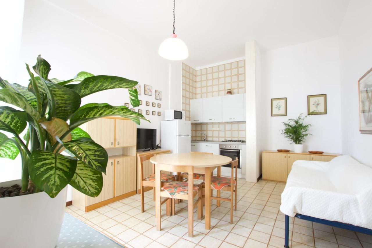 Bagni Miramare N. 40 Apartment Lido di Jesolo Bagian luar foto