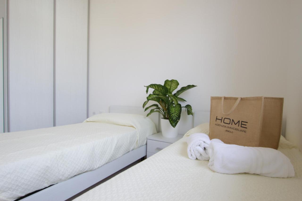 Bagni Miramare N. 40 Apartment Lido di Jesolo Bagian luar foto
